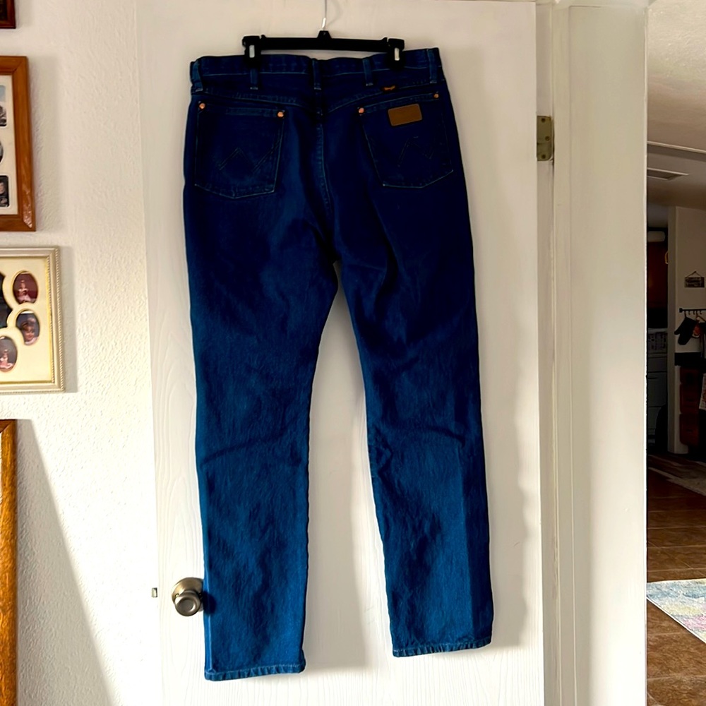 Brand new men’s wrangler slim cut jeans